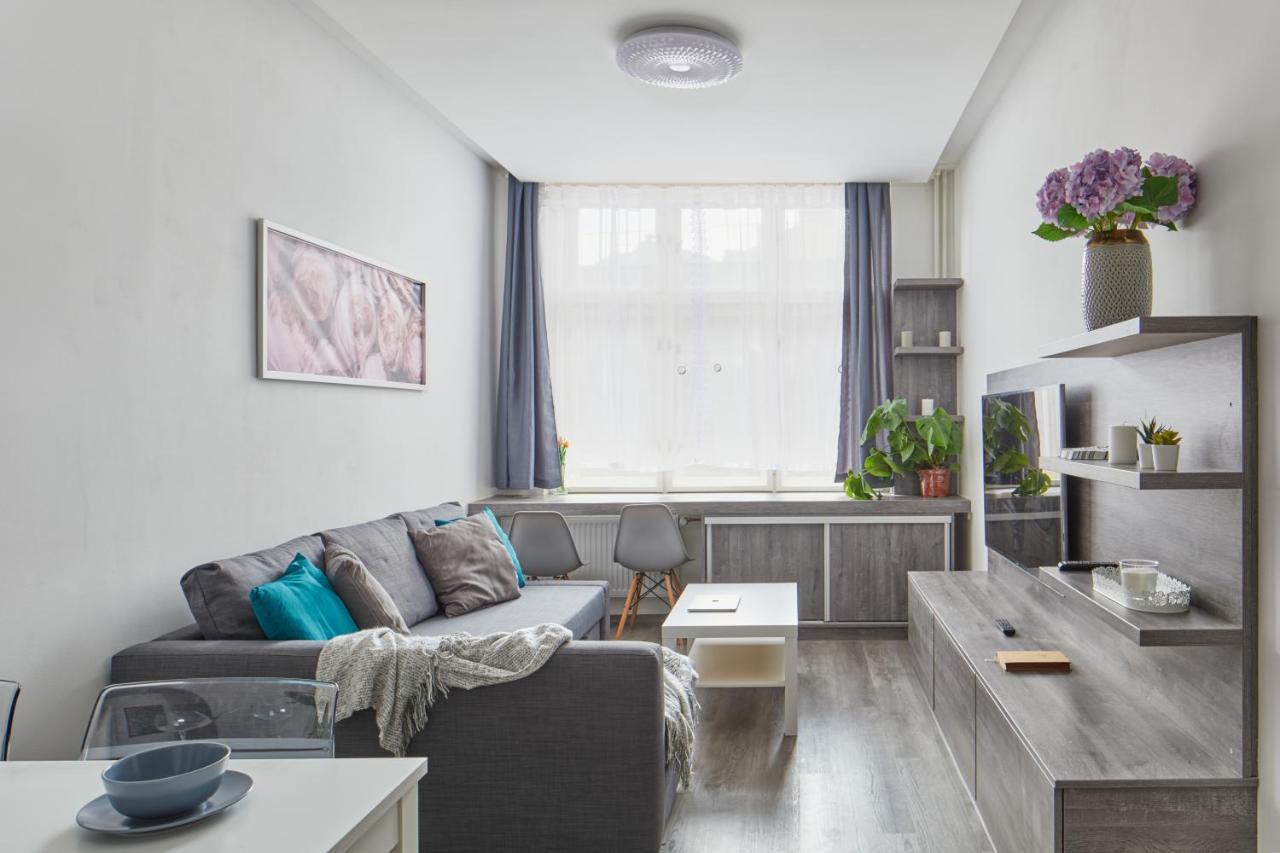 Minimalist Apartment On Wenceslas Square By Prague Days Exterior photo