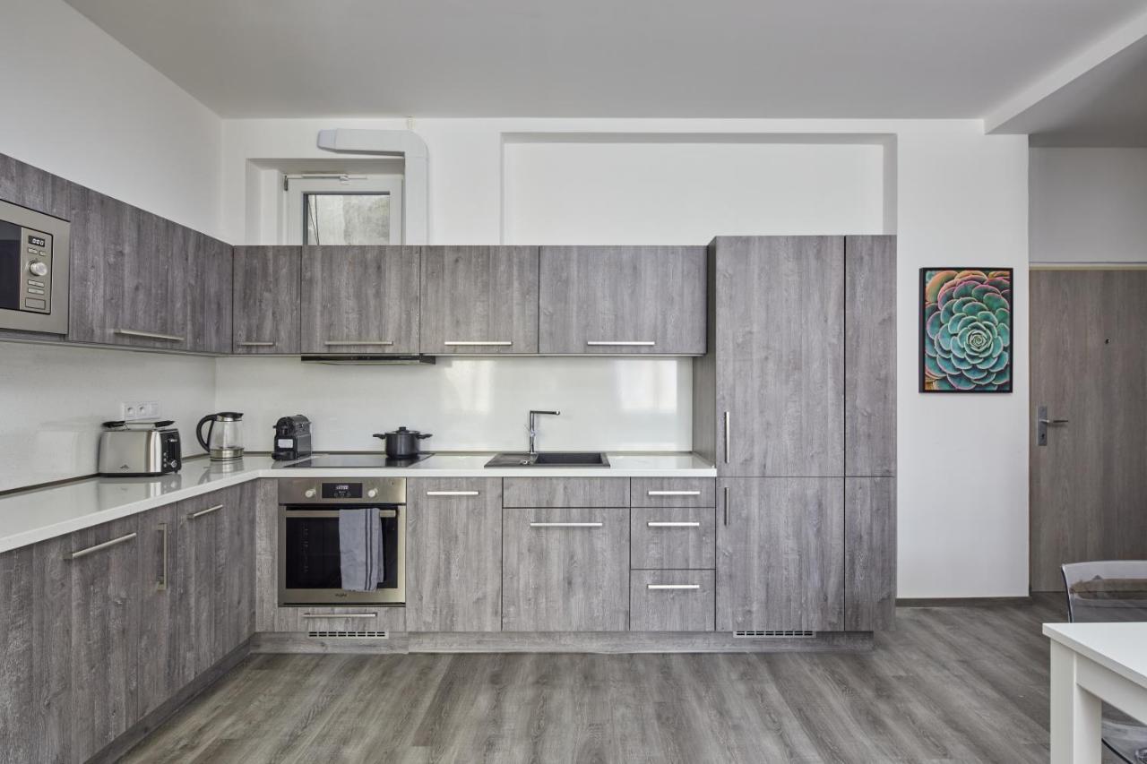 Minimalist Apartment On Wenceslas Square By Prague Days Exterior photo